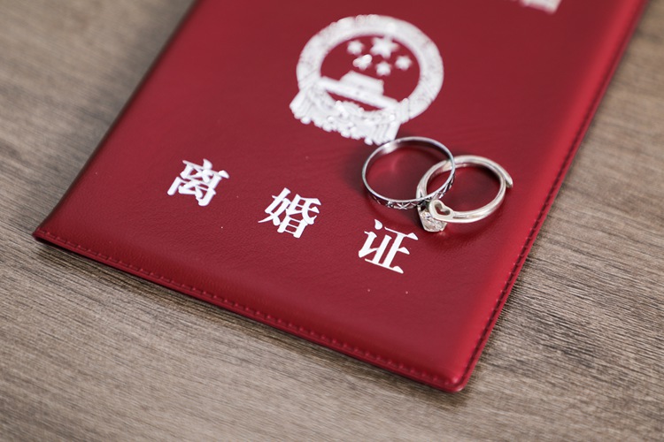 冠领律师代理河北廊坊离婚纠纷案调解成功