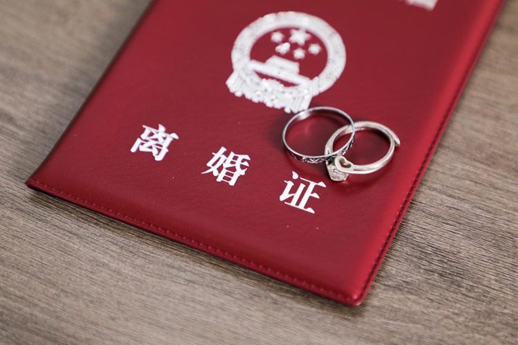 冠领律师代理北京朝阳离婚纠纷案，助复婚夫妻调解离婚