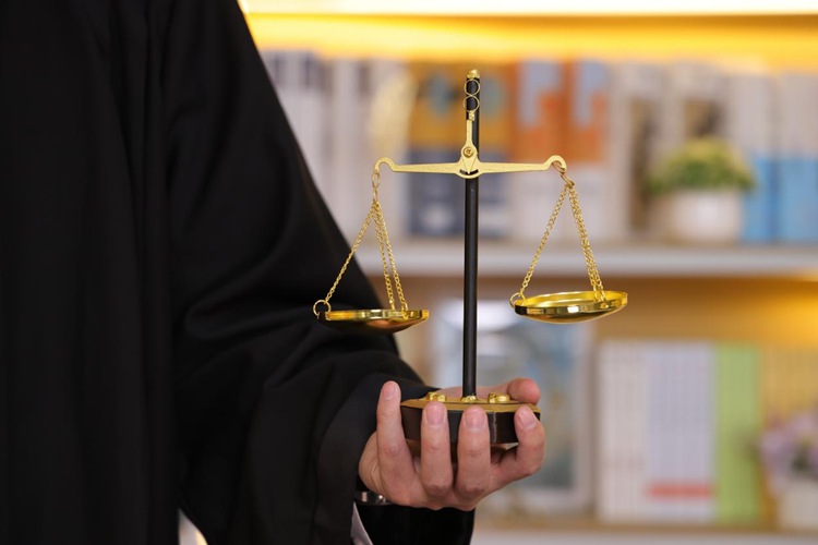 冠领律师代理上海法定继承纠纷案胜诉