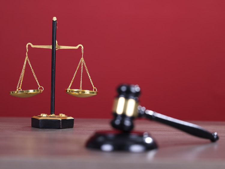 冠领律师代理上海虹口遗赠纠纷案胜诉