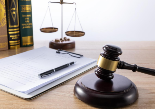 男子提供银行卡为他人“走账”被刑拘，冠领律师精准辩护助其取保候审-2