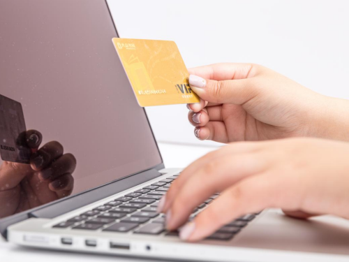 好友设“股权代持”骗局卷走投资款,冠领律师助女子追回钱款和维权费用-1 好友设“股权代持”骗局卷走投资款,冠领律师助女子追回钱款和维权费用-1