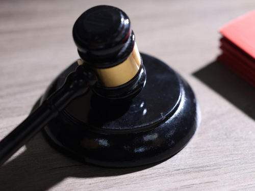 冠领律师代理福建福州离婚纠纷案助委托人顺利离婚并拿到孩子抚养权-1 冠领律师代理福建福州离婚纠纷案助委托人顺利离婚并拿到孩子抚养权-1