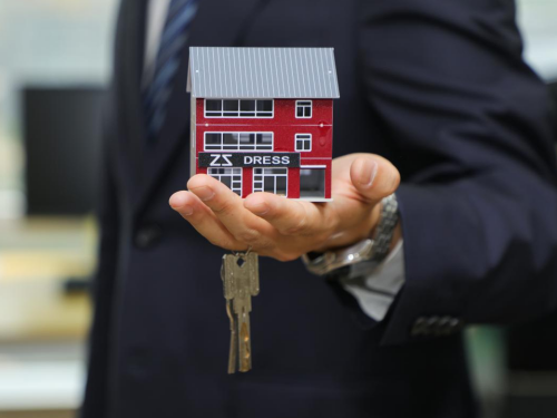 29平共有房屋藏多年恩怨,冠领律师情法并用助委托人拿到18.8万占有使用费-1 29平共有房屋藏多年恩怨,冠领律师情法并用助委托人拿到18.8万占有使用费-1