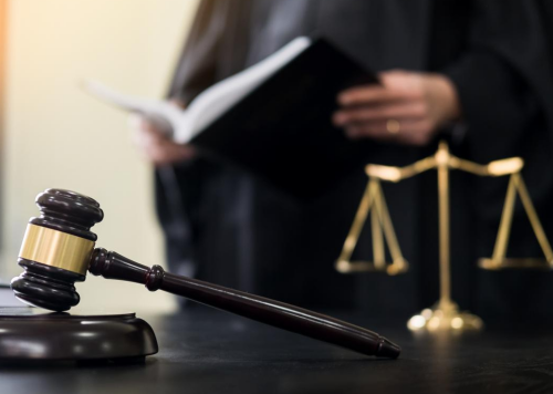 女子购房多年未过户陷查封危机,冠领律师论证责任归属助其解封-2 女子购房多年未过户陷查封危机,冠领律师论证责任归属助其解封-2