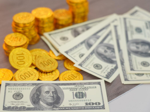 男方赌博陷高利贷漩涡,冠领律师助女方离婚分割房产争取抚养权-1 男方赌博陷高利贷漩涡,冠领律师助女方离婚分割房产争取抚养权-1