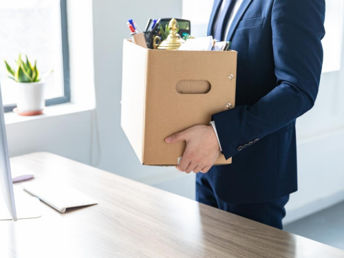 冠领律师代理广东广州劳动争议案仲裁案助工伤员工获17万余元补偿及工资-1 冠领律师代理广东广州劳动争议案仲裁案助工伤员工获17万余元补偿及工资-1