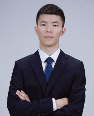 李栋